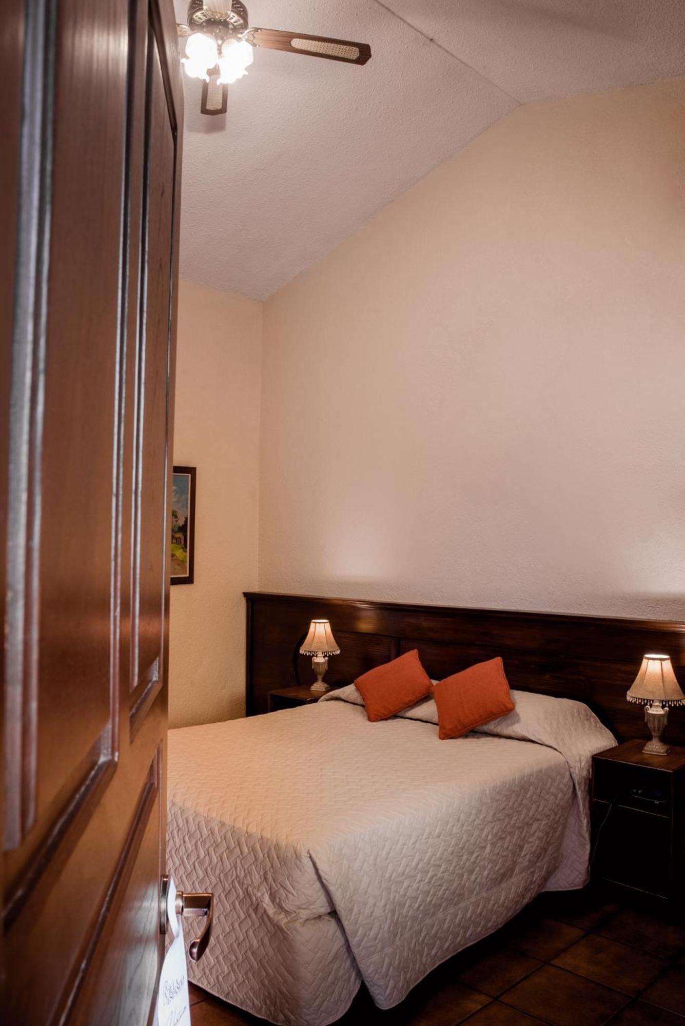 Hotel Villa Espanola 과테말라 외부 사진